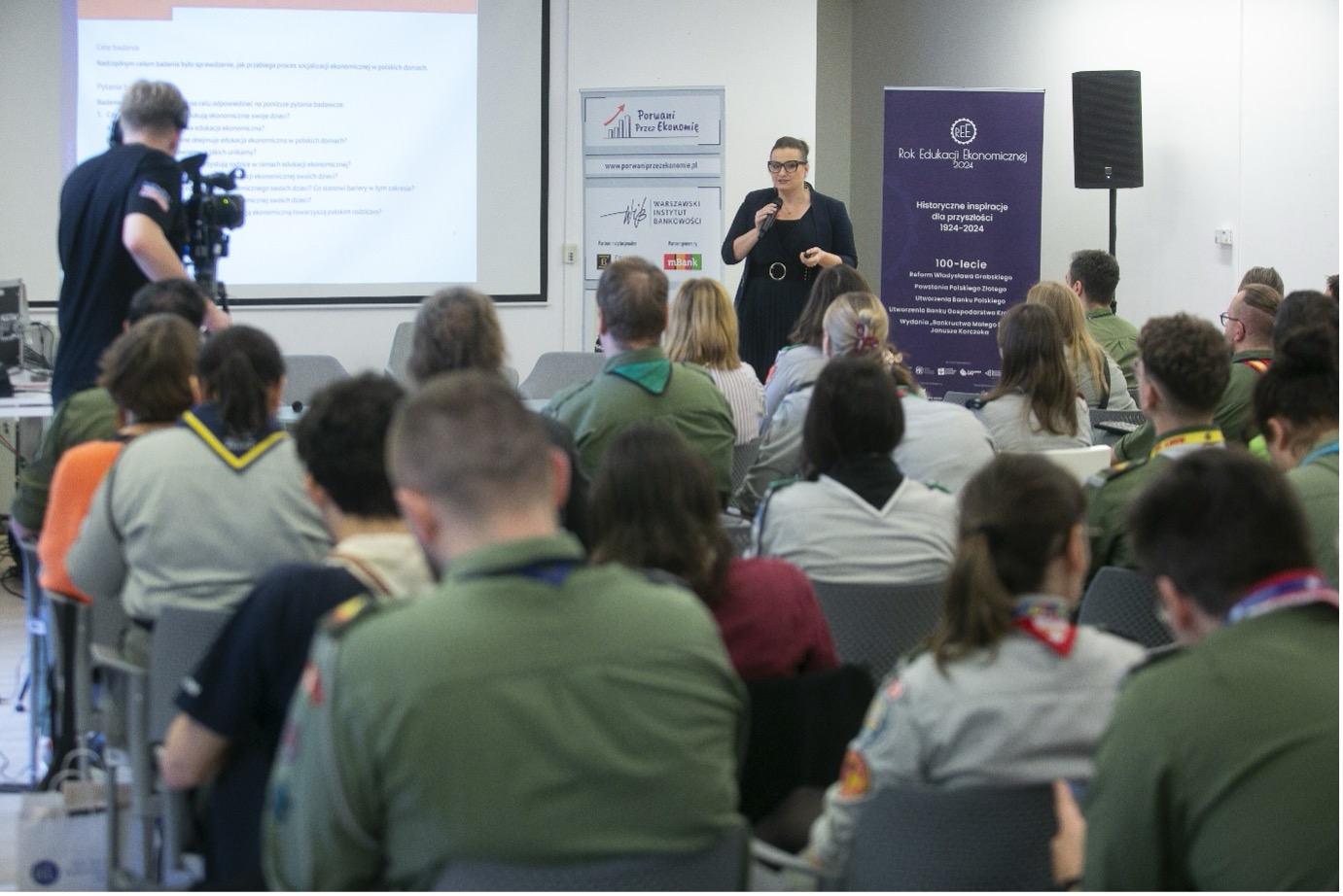 2024 Rokiem Edukacji Ekonomicznej | Jak udowodnić, że to się opłaca? 2 to się opłaca 7