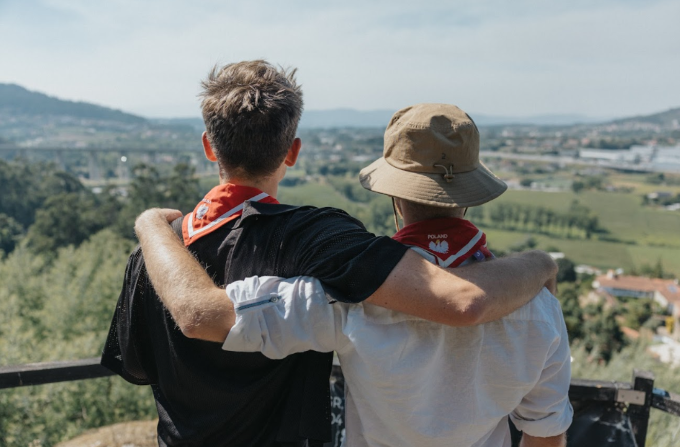 Dzieciństwo bez Przemocy – profilaktyka, edukacja, reagowanie | Polityka Safe From Harm